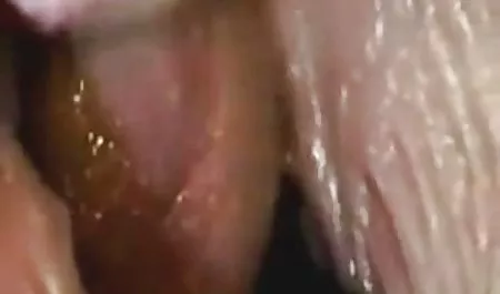 سبزه های پر توره دانلود بازی های سکسی کامپیوتر پسر عموی طاس او را نشان می دهد