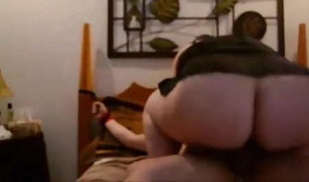 مربی تناسب اندام در حال انجام از blowjob در دانلود بازی های سکسی برای کامپیوتر پورنو واقعی